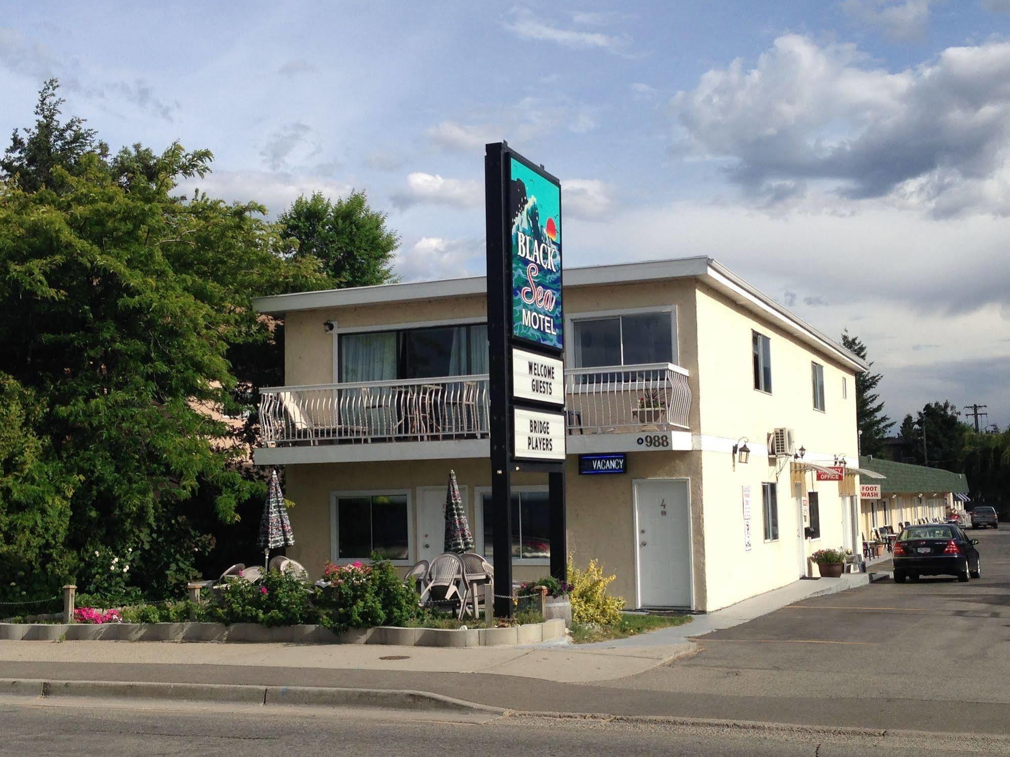 Black Sea Motel Penticton Exterior foto